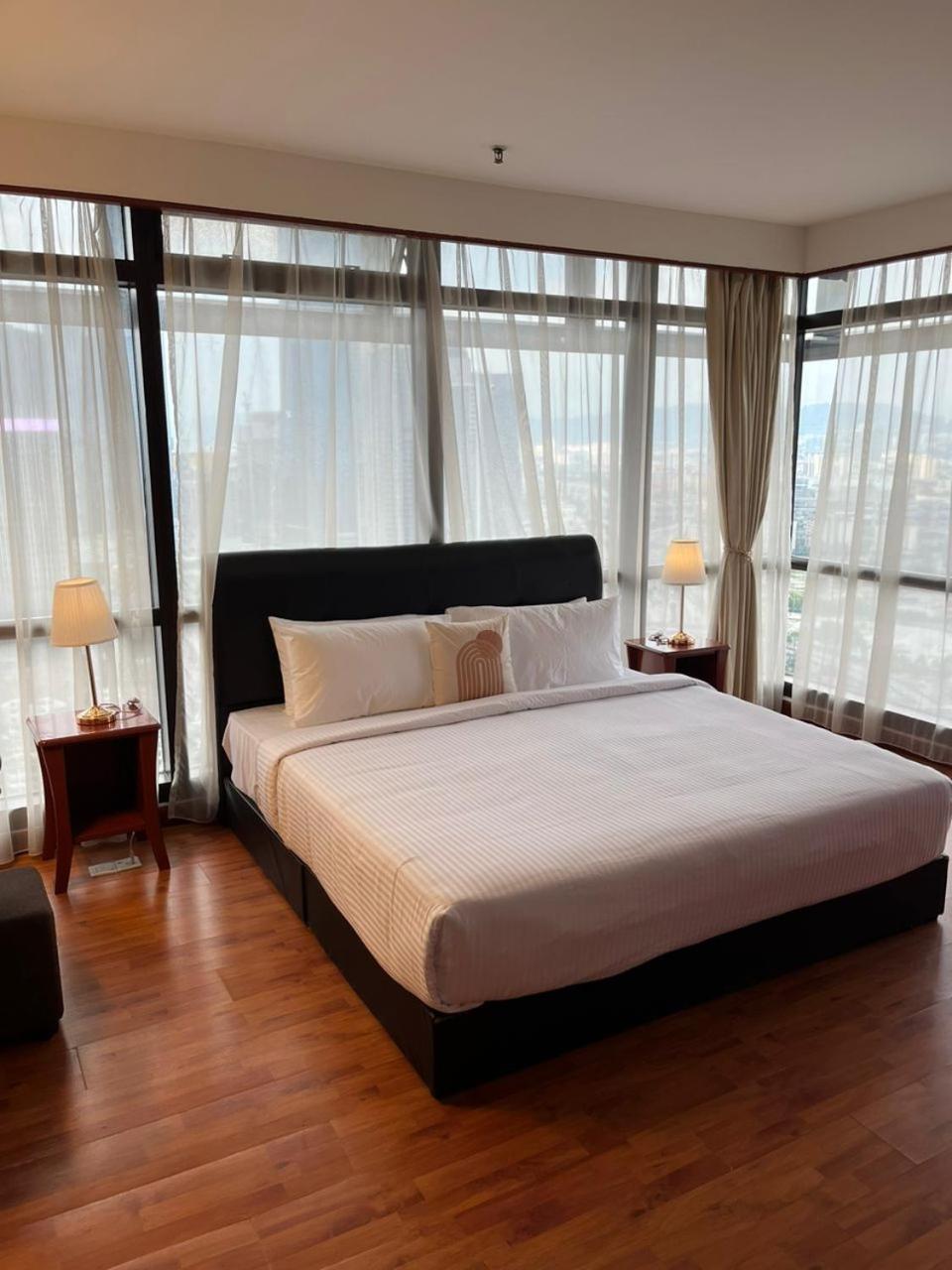 Luxhouz Suites At Times Square Kuala Lumpur Eksteriør bilde