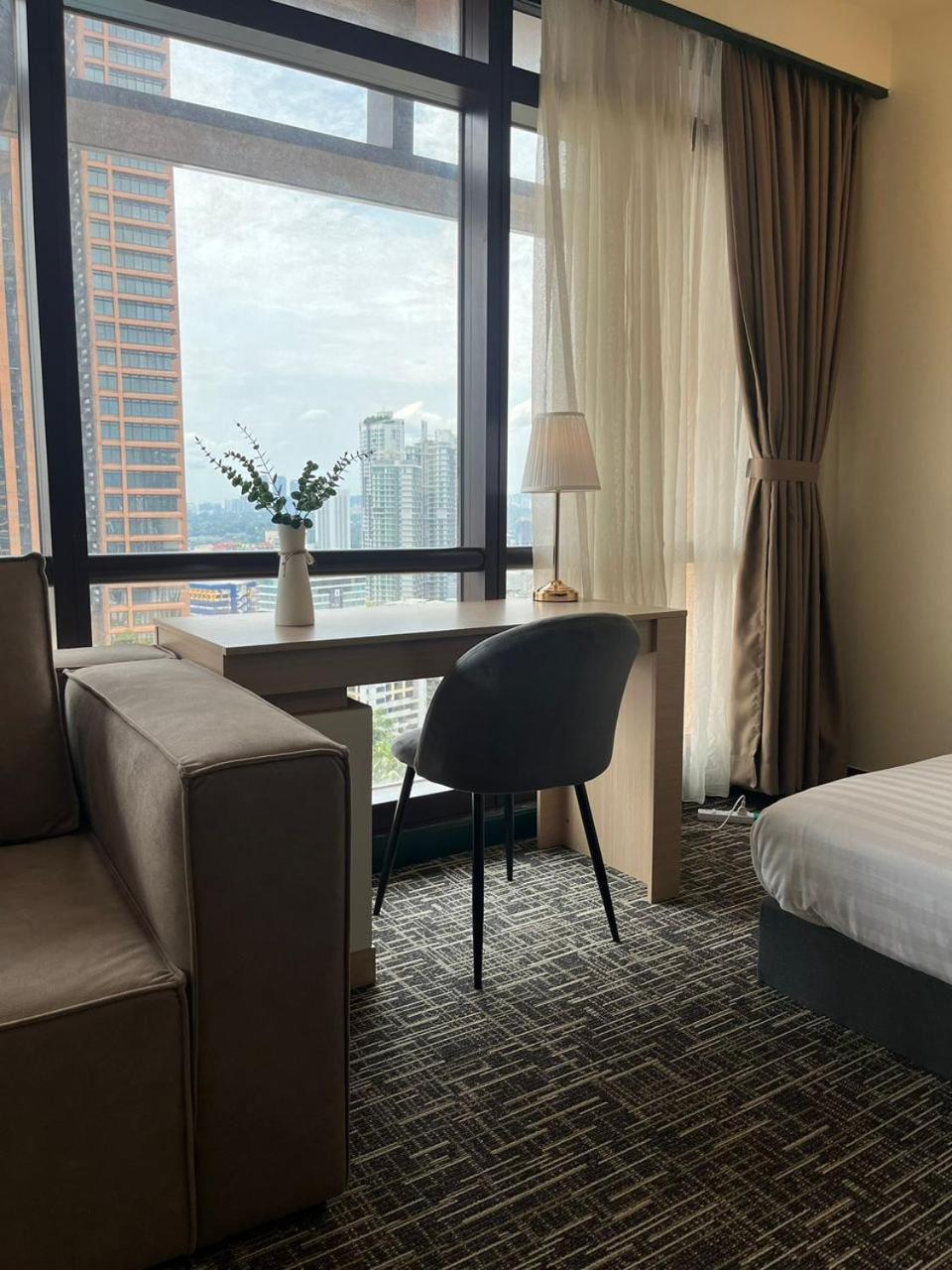 Luxhouz Suites At Times Square Kuala Lumpur Eksteriør bilde